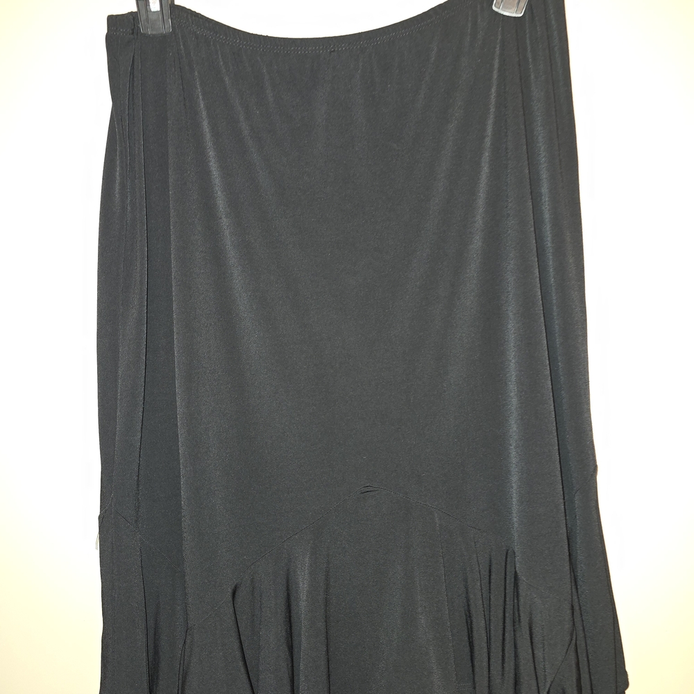 Elegant Black Women's Skirt